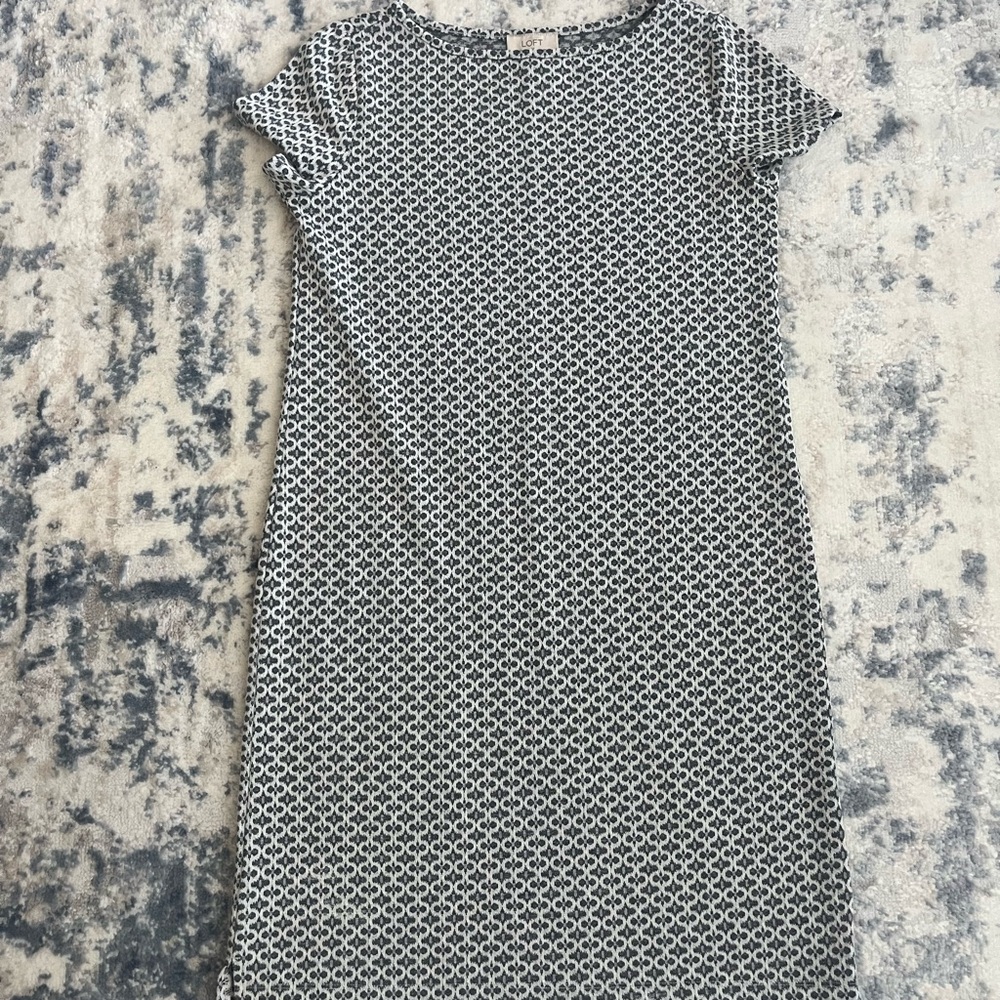 LOFT Gray Sheath Midi Dress Crew Neck